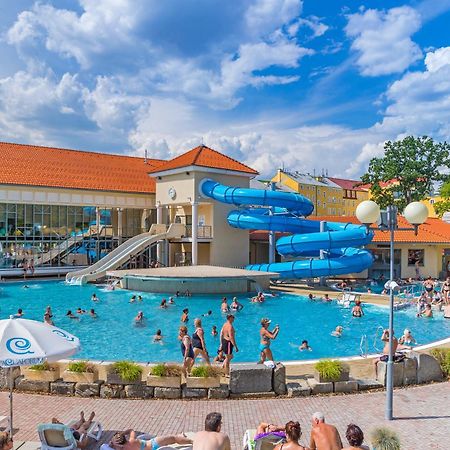 Hotel Three Lilies Inkl Aquaforum Františkovy Lázně Zewnętrze zdjęcie