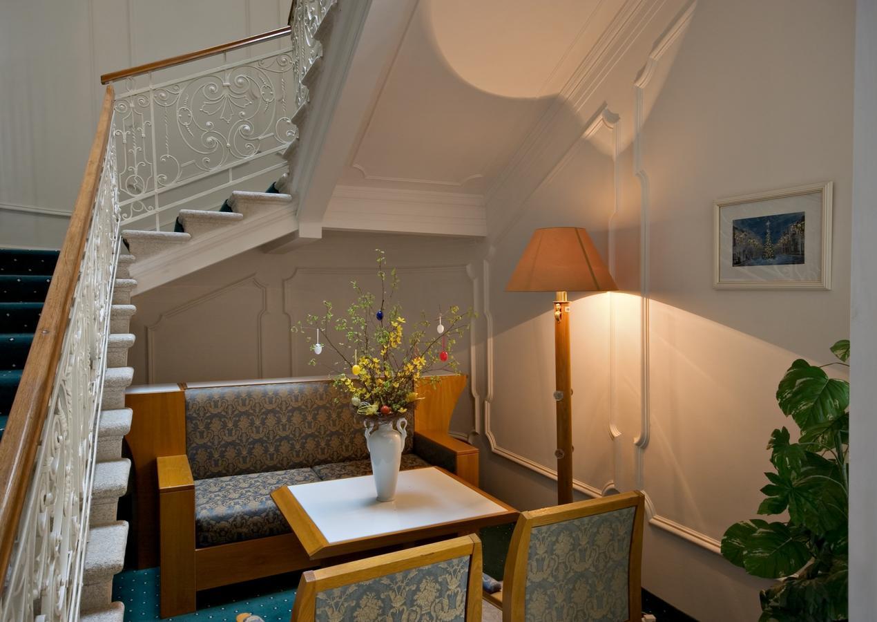 Hotel Three Lilies Inkl Aquaforum Františkovy Lázně Zewnętrze zdjęcie