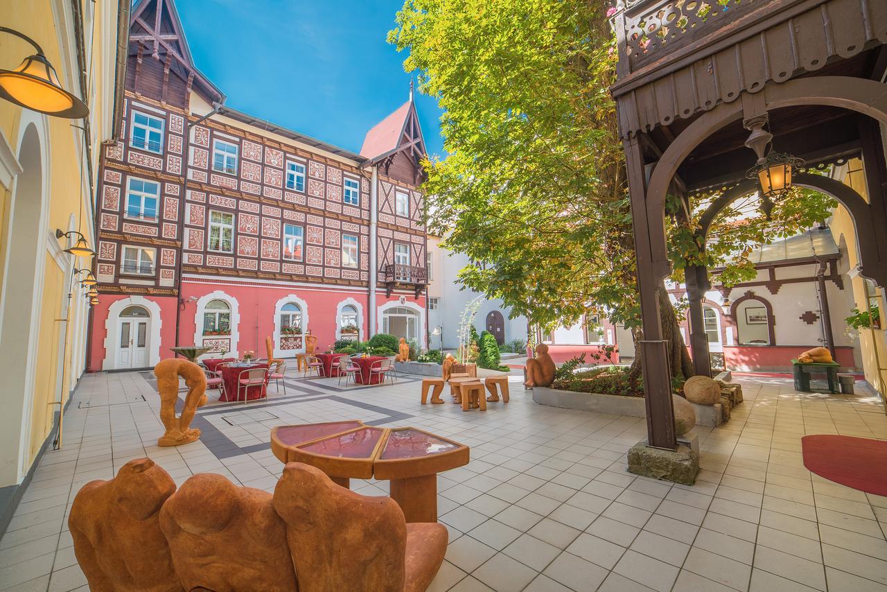 Hotel Three Lilies Inkl Aquaforum Františkovy Lázně Zewnętrze zdjęcie