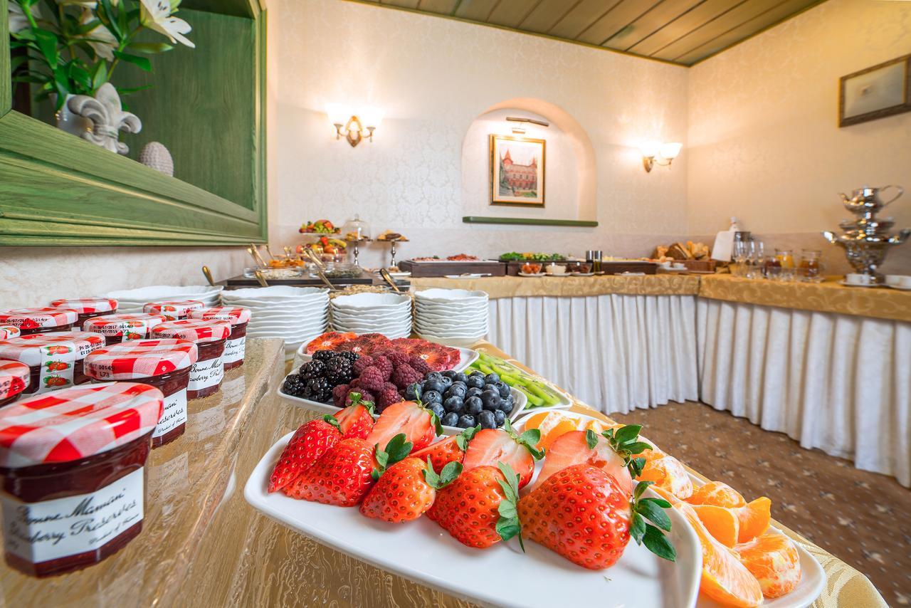 Hotel Three Lilies Inkl Aquaforum Františkovy Lázně Zewnętrze zdjęcie